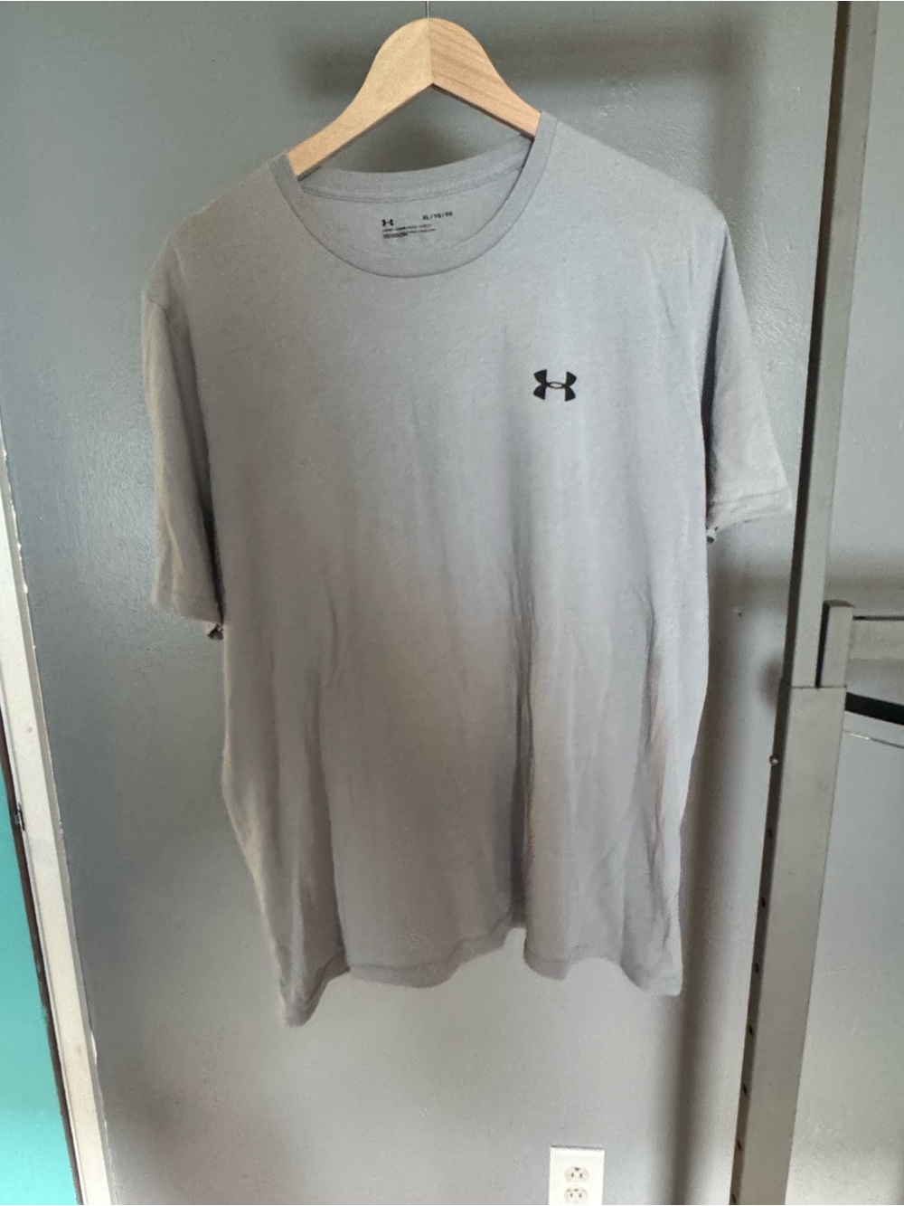 Under Armour Light Gray Short Sleeve Crew Tee with Black Logo